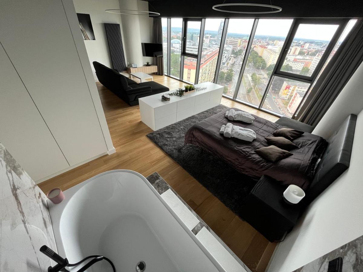 Hanza Tower - Luxurious Apartment 60M2 - 15Th Floor City View Szczecin Exterior photo